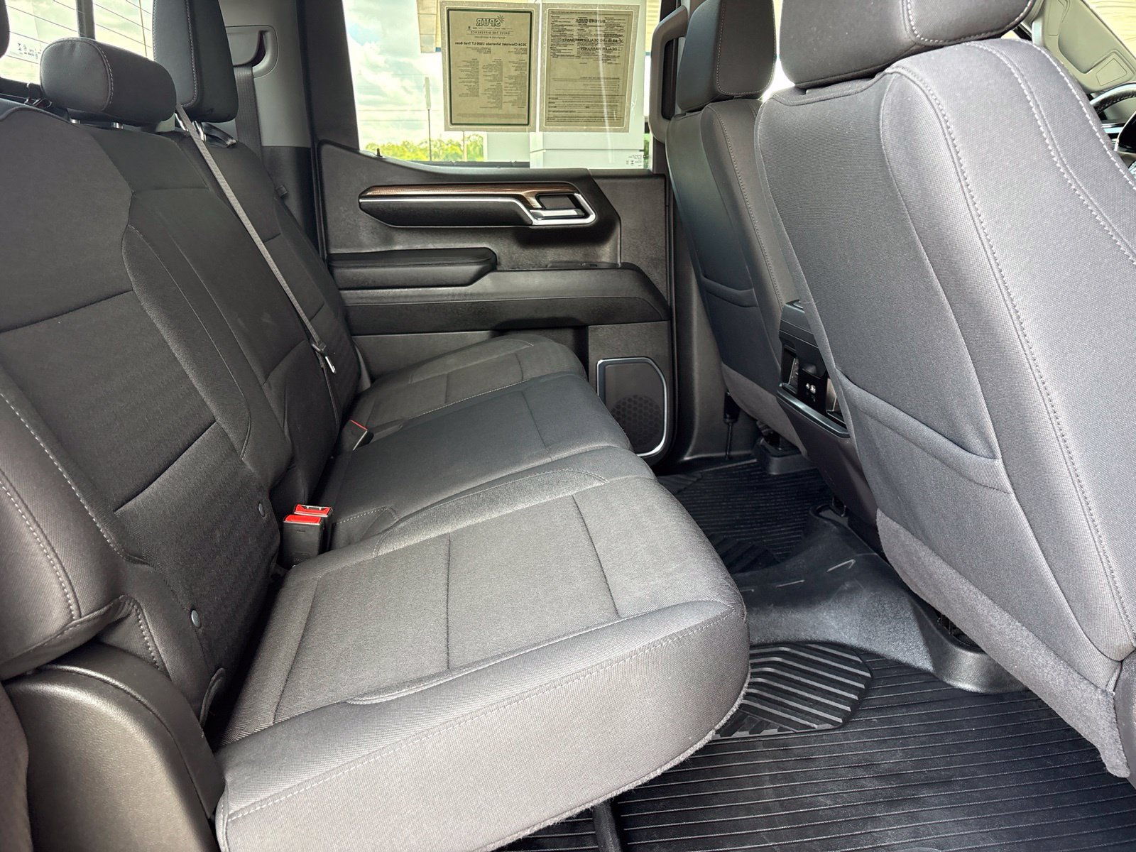 Used 2024 Chevrolet Silverado 1500 LT Trail Boss w/ Convenience Package II AWD/4WD image 17
