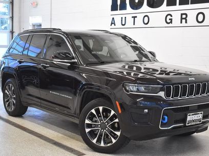 Used 2022 Jeep Grand Cherokee Overland w/ Luxury Tech Group IV