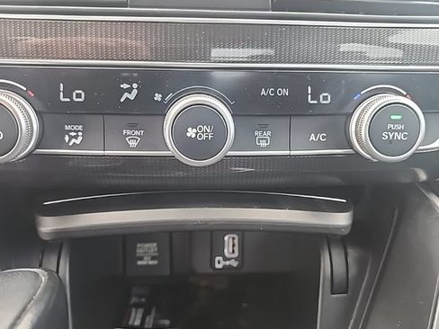 Used 2018 Honda Accord Sport image 5