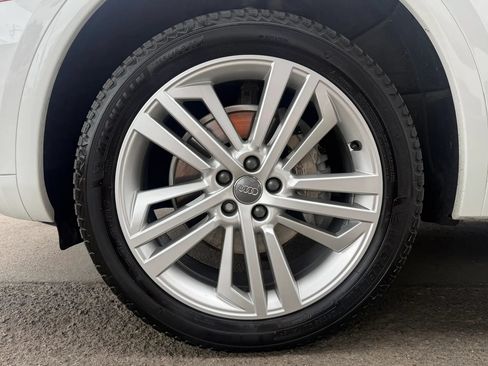 Used 2018 Audi Q5 2.0T Premium Plus w/ Premium Plus Package AWD/4WD image 17
