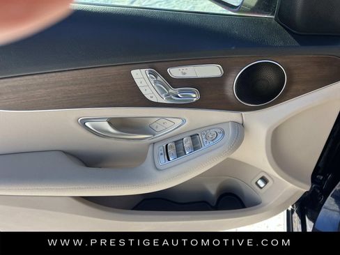 Used 2019 Mercedes-Benz C 300 C 300 image 19