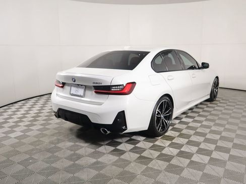 Used 2023 BMW 330i Sedan w/ M Sport Package image 5
