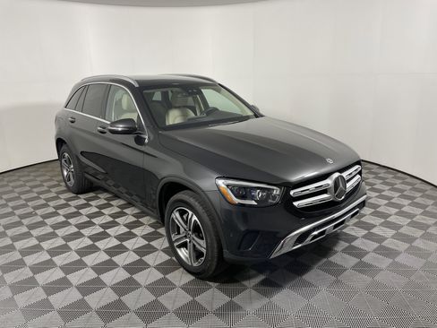 Used 2021 Mercedes-Benz GLC 300 image 7