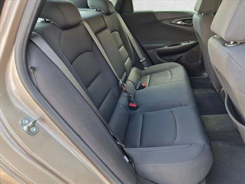 Used 2023 Chevrolet Malibu LT FWD image 19