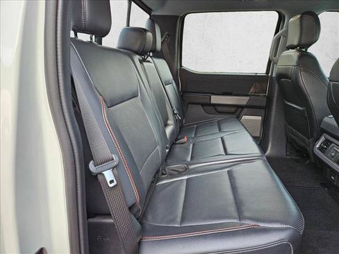 Used 2024 Ford F350 Lariat w/ Lariat Ultimate Package AWD/4WD image 17