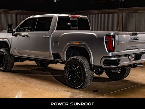 Used 2026 GMC Sierra 2500 AT4 w/ AT4 Premium Plus Package AWD/4WD image 7