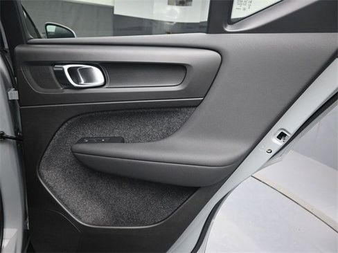 New 2025 Volvo XC40 B5 Core w/ Protection Package Premier image 26
