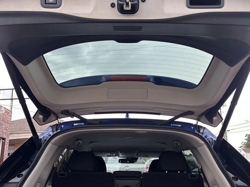 Used 2019 Nissan Rogue SV FWD image 34