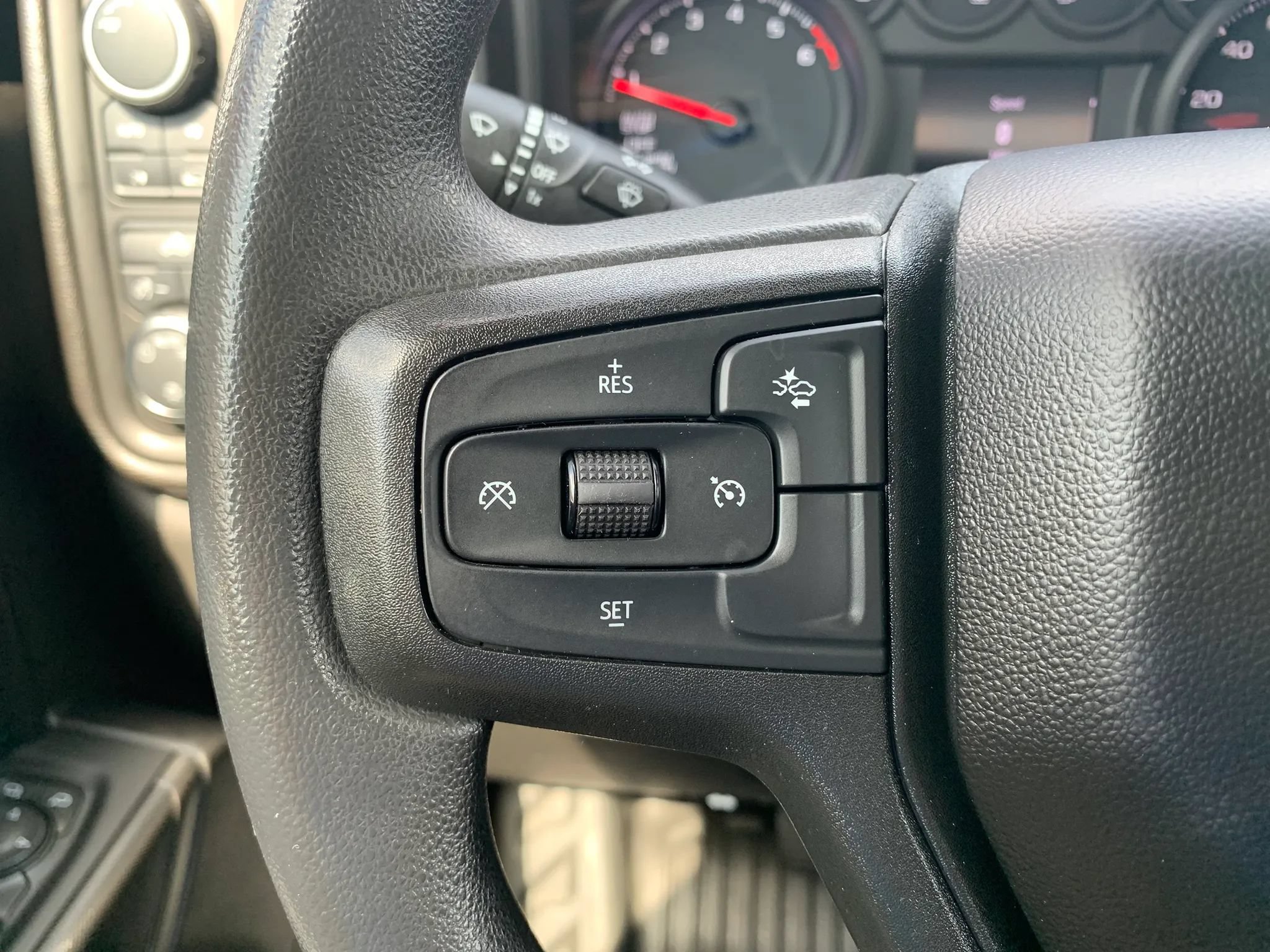 Used 2023 Chevrolet Silverado 1500 W/T w/ Trailering Package AWD/4WD image 13