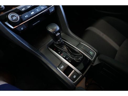 Used 2020 Honda Civic EX image 19
