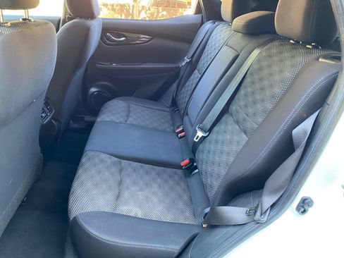 Used 2018 Nissan Rogue Sport AWD image 36