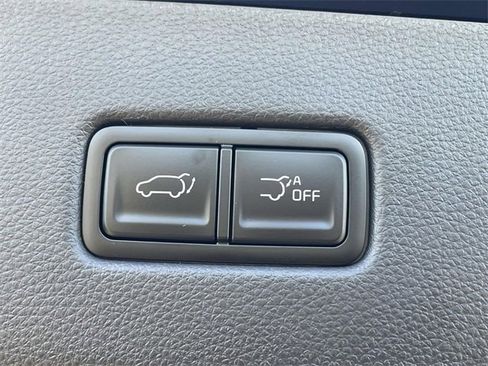 New 2026 Kia Carnival EX image 23