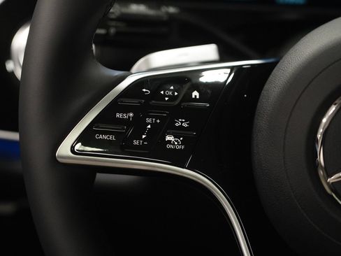 New 2026 Mercedes-Benz E 350 4MATIC Sedan image 19