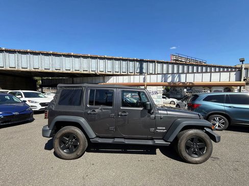 Used 2017 Jeep Wrangler Unlimited Sport w/ Quick Order Package 24S image 4
