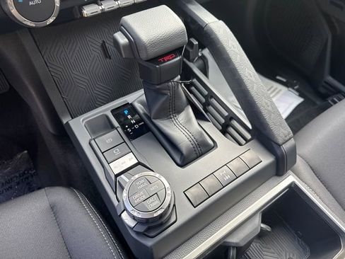New 2025 Toyota Tacoma TRD Off-Road image 32