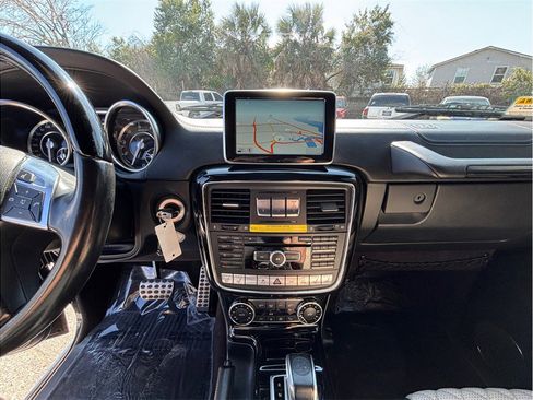 Used 2015 Mercedes-Benz G 63 AMG 4MATIC w/ PA6 Package image 11
