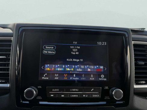 Used 2023 Nissan Frontier SV w/ Technology Package image 29