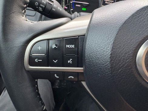 Used 2017 Lexus RX 450h AWD w/ Luxury Package image 21