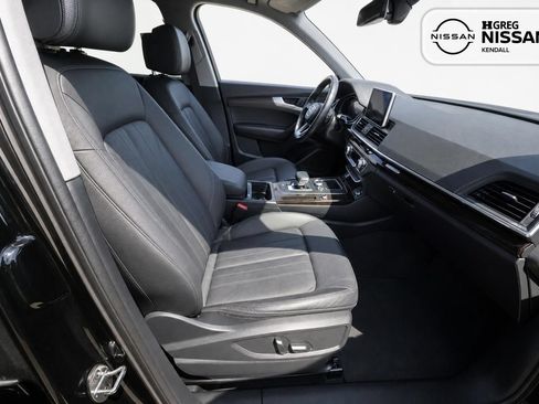 Used 2018 Audi Q5 2.0T Premium Plus w/ Premium Plus Package AWD/4WD image 11
