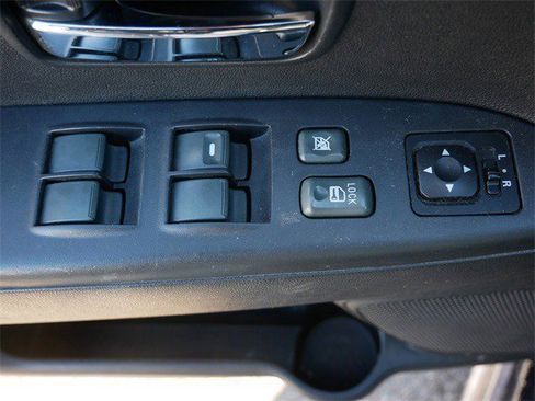 Used 2012 Mitsubishi Outlander Sport SE image 18