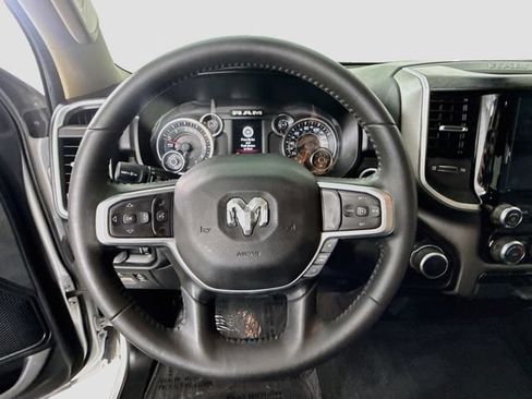 Used 2020 RAM 1500 Big Horn AWD/4WD image 11