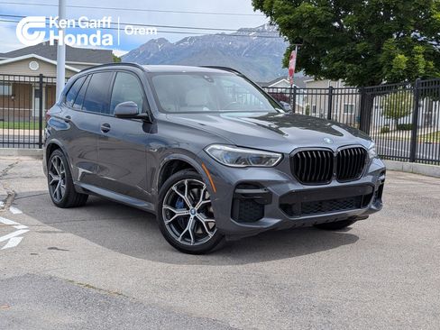Used 2022 BMW X5 xDrive45e w/ M Sport Package AWD/4WD image 1