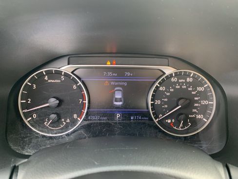 Used 2024 Nissan Altima 2.5 SV image 16