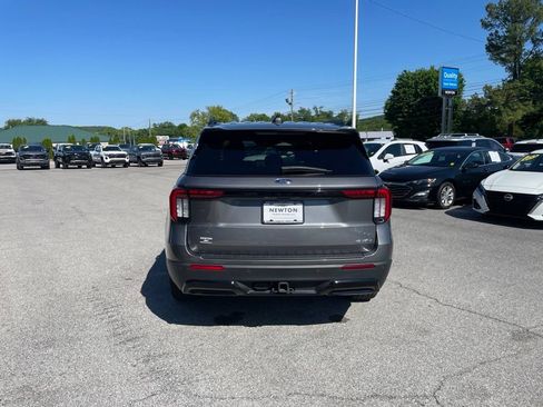 Used 2025 Ford Explorer ST-Line w/ ST-Line Street Pack AWD/4WD image 41