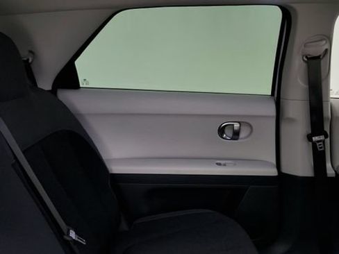 Used 2024 Hyundai Ioniq 5 SE RWD image 38