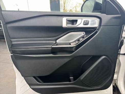 Certified 2021 Ford Explorer ST w/ ST Street Pack image 18