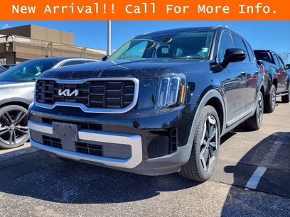 Used 2024 Kia Telluride S w/ S Sunroof Package