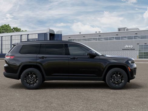 New 2026 Jeep Grand Cherokee L 4WD image 21