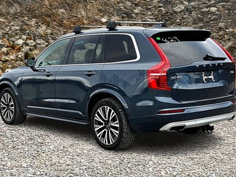 Used 2021 Volvo XC90 T5 Momentum w/ Protection Package Premier image 10