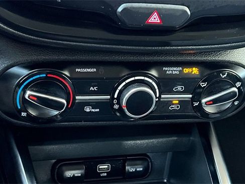 Used 2024 Kia Soul LX w/ Option Group 015 image 25