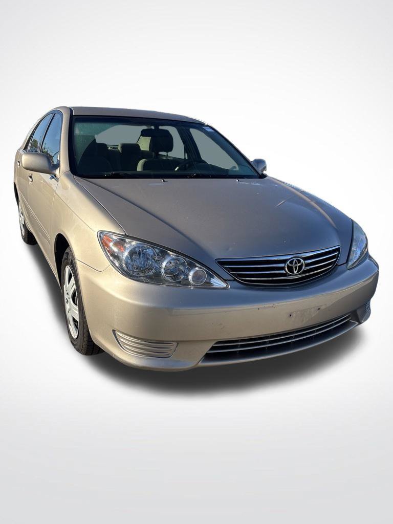 Used 2005 Toyota Camry FWD image 5