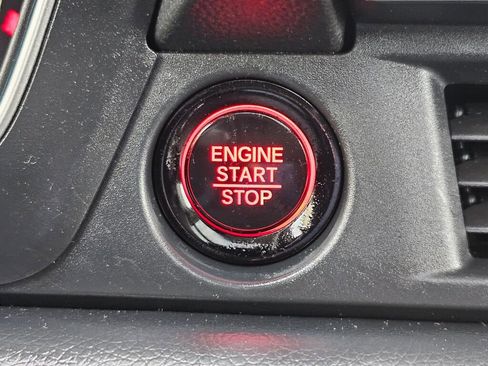 Used 2024 Honda Pilot Touring image 27