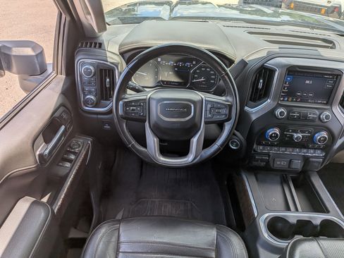 Used 2023 GMC Sierra 3500 Denali w/ Denali Ultimate Package AWD/4WD image 17