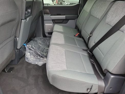 New 2026 Ford F250 XLT w/ XLT Premium Package AWD/4WD image 13