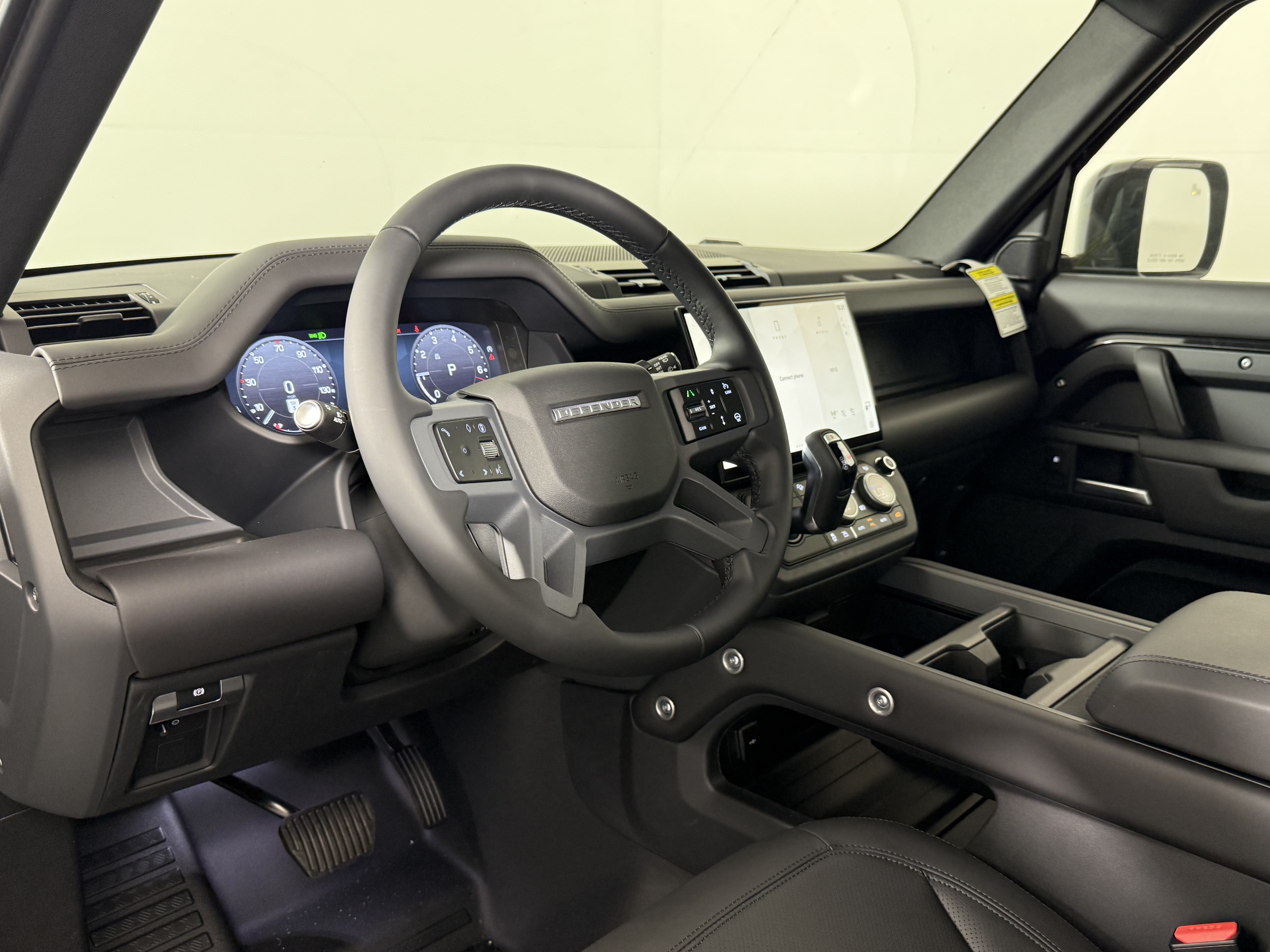 New 2026 Land Rover Defender 110 S AWD/4WD image 4