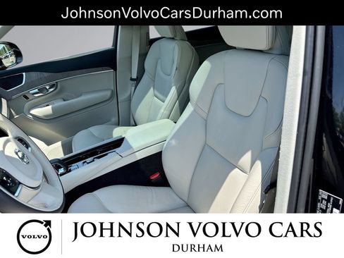 Used 2023 Volvo XC90 T8 Plus AWD/4WD image 13