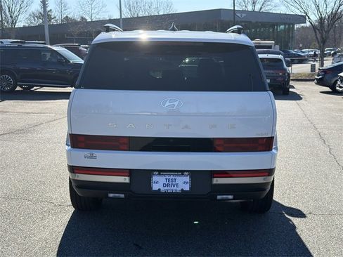 Used 2025 Hyundai Santa Fe Limited image 6