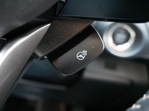 Certified 2026 Subaru Outback Touring AWD/4WD image 30