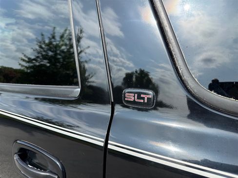 Used 2006 GMC Yukon SLT w/ SLT Preferred Equipment Group RWD image 14