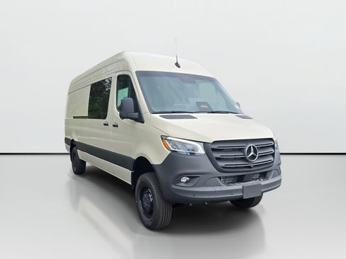 New 2026 Mercedes-Benz Sprinter 2500 image 5