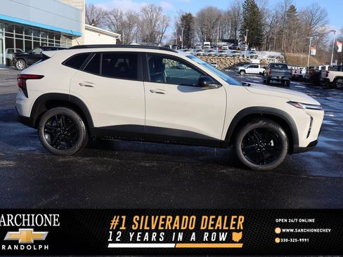 New 2026 Chevrolet Trax ACTIV w/ Sunroof Package image 1