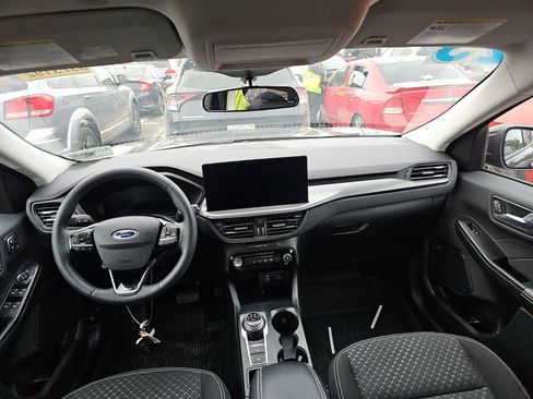 Used 2023 Ford Escape Active w/ Tech Pack #2 image 17