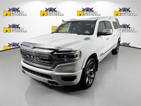 Used 2022 RAM 1500 Limited w/ Body-Colour Bumper Group image 1