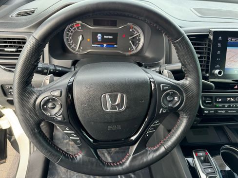 Used 2022 Honda Ridgeline Black Edition image 23