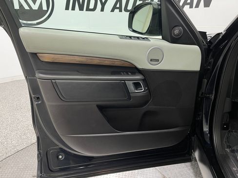 Used 2018 Land Rover Discovery HSE Luxury image 15