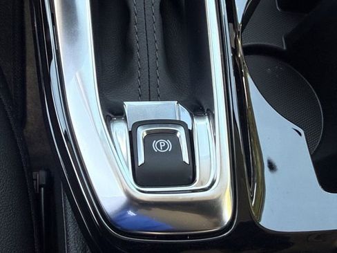 New 2026 Chevrolet Trax LT w/ Driver Confidence Package FWD image 19
